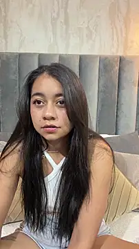 Lily June online show from May 9, 8:00 pm