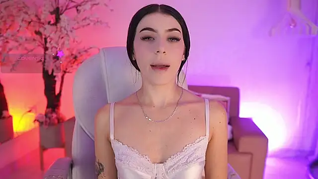 JadeSummerr online show from April 27, 11:40 am