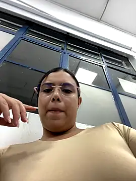 Snapshot of LICEET chatting on September 17, 11:58 pm LICEET online show from September 17, 11:58 pm