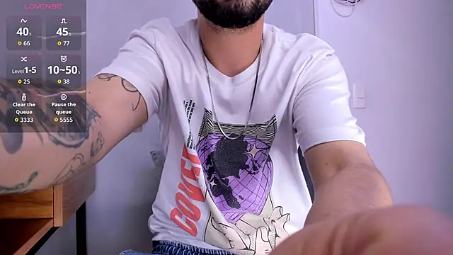 Noah devil  online show from April 22, 10:51 pm