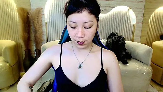 valentina r  online show from March 24, 3:12 am