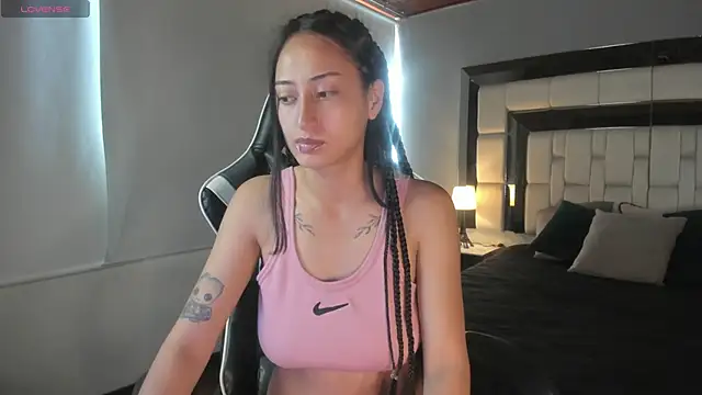 Adhara7 online show from October 5, 8:14 pm