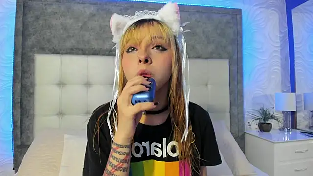 Snapshot of its_bibi chatting on October 22, 9:09 pm its bibi online show from October 22, 9:09 pm