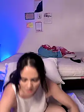 Snapshot of Stelleknoxxx chatting on October 14, 9:50 pm Stelleknoxxx online show from October 14, 9:50 pm