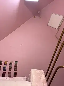 Rinamay  online show from April 22, 2:52 am