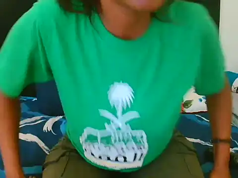 Snapshot of CreamySexyPussy chatting on September 20, 3:32 pm CreamySexyPussy online show from September 20, 3:32 pm