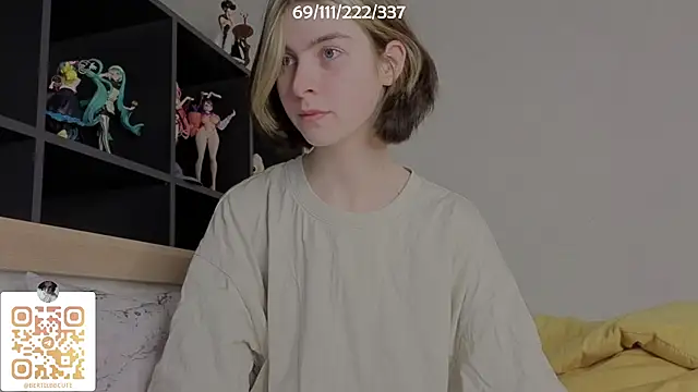 Snapshot of bertamimi chatting on September 30, 5:40 pm bertamimi online show from September 30, 5:40 pm