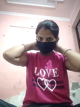 poojam93 online show from May 12, 1:36 am