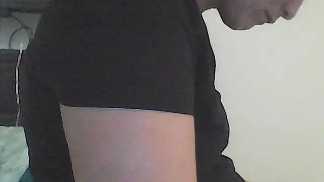 sarahkat86 online show from June 6, 10:49 pm