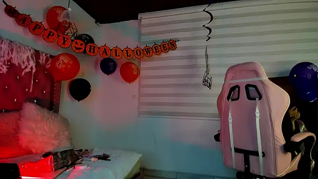 Jade rey  online show from October 24, 3:13 am