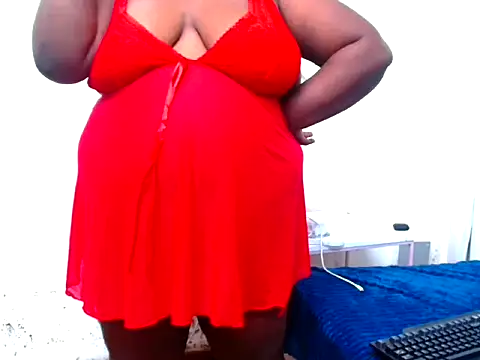 Snapshot of ChubbyBoobsxxx chatting on October 15, 6:16 am ChubbyBoobsxxx online show from October 15, 6:16 am