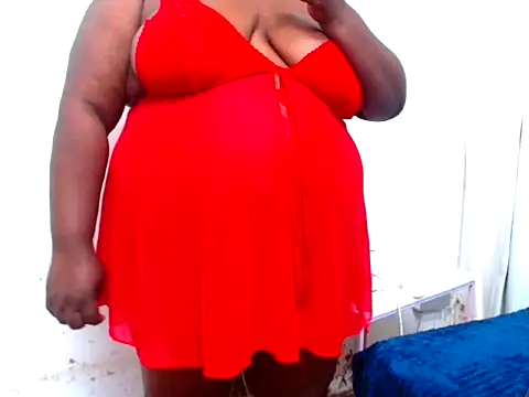 Snapshot of ChubbyBoobsxxx chatting on October 17, 6:27 am ChubbyBoobsxxx online show from October 17, 6:27 am