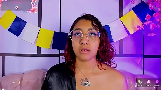 Snapshot of Olivejoness chatting on September 27, 7:48 am Olivejoness online show from September 27, 7:48 am