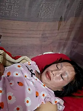 ngocngoc cute online show from April 23, 1:35 pm