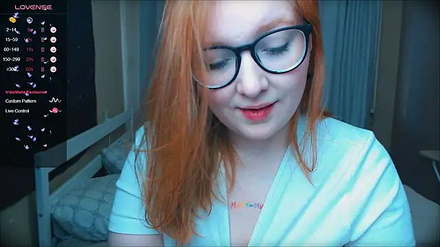 darlingeva1010 online show from September 25, 1:59 am