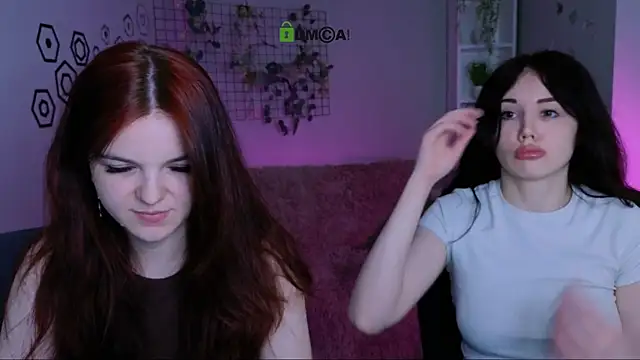 riley sanders online show from April 18, 9:23 am