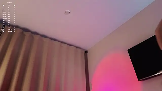 EarleneBrayton online show from October 28, 1:11 am