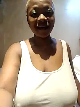 missboobiesSA online show from April 24, 9:50 pm