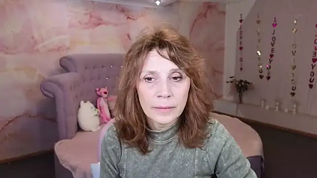 Snapshot of Anna_Kenann chatting on October 13, 7:00 am Anna Kenann online show from October 13, 7:00 am
