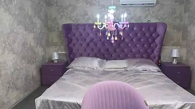 Snapshot of Anna_Kenann chatting on October 8, 7:24 am Anna Kenann online show from October 8, 7:24 am