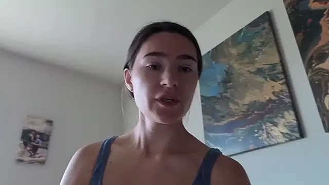 bambifarrina online show from April 23, 5:15 pm