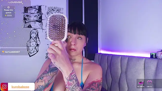 Kuro Vall online show from January 12, 6:24 pm