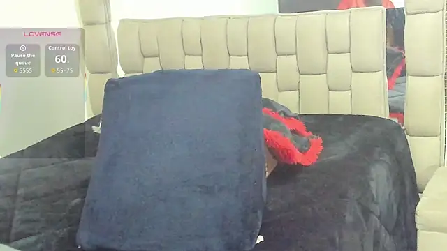 gabrielaponce11 online show from January 10, 9:19 pm