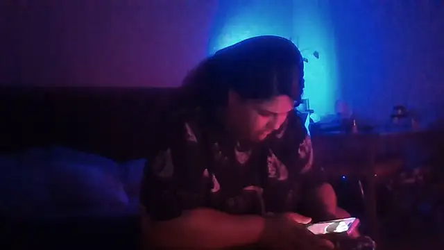 1n0nlythroat online show from June 11, 4:09 am