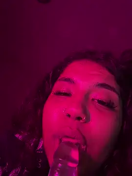 1n0nlythroat online show from September 13, 7:49 am