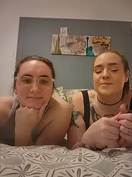 AndHerXO online show from July 11, 2:28 pm
