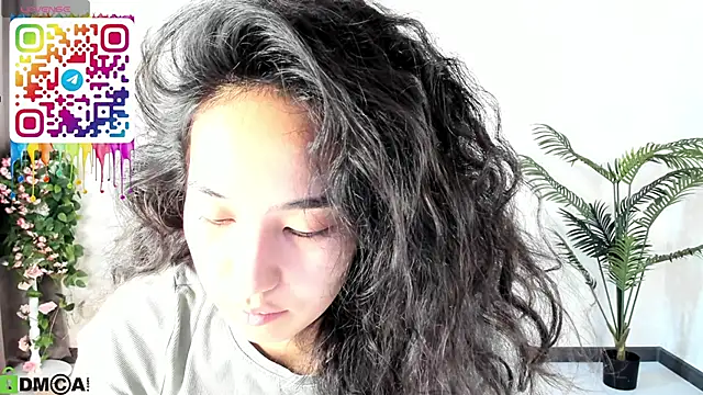 FlirtyAura online show from September 11, 3:51 am