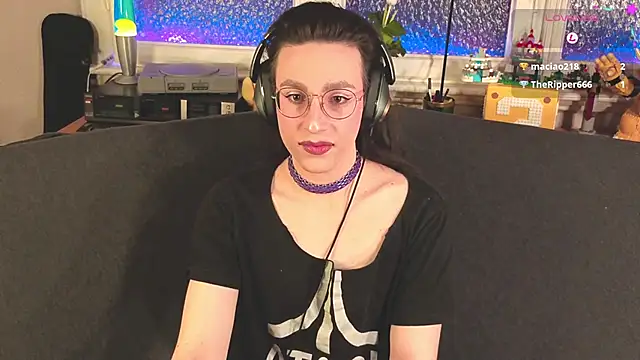 Zesty Peach online show from March 12, 1:19 am