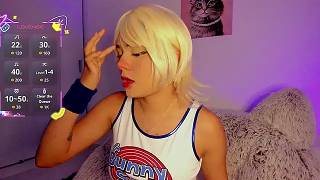 akame meow online show from January 7, 1:03 pm