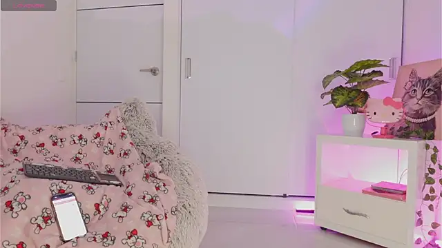 akame meow online show from April 21, 12:23 pm