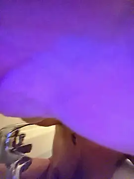 Sophrob96x online show from January 10, 9:30 pm