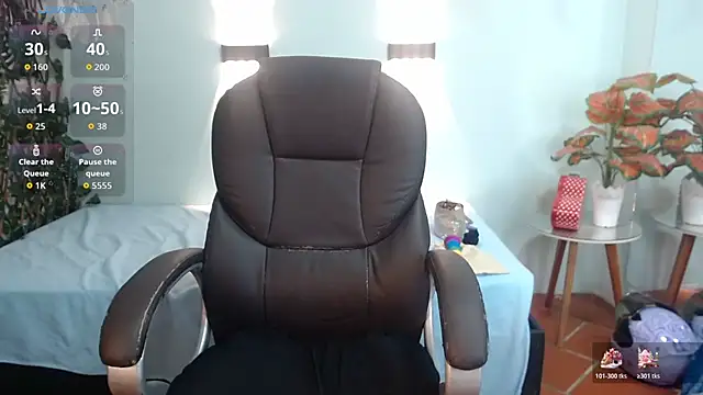 tinisweet online show from April 27, 6:49 pm