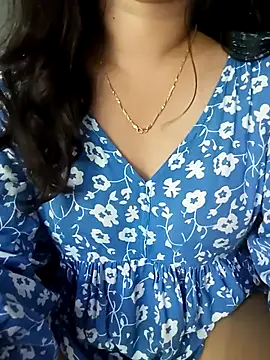 Snapshot of babyangela14 chatting on October 17, 4:59 am babyangela14 online show from October 17, 4:59 am