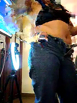 Megara 25 online show from October 6, 4:12 pm