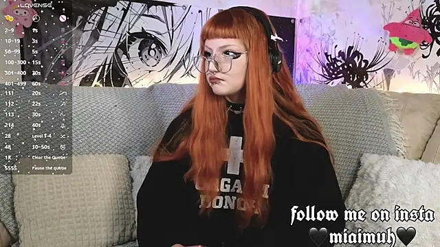 mia  yui online show from April 26, 9:01 pm