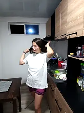 stivenlujan69 online show from October 7, 12:26 am