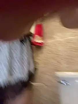 spink00 online show from April 19, 6:10 pm