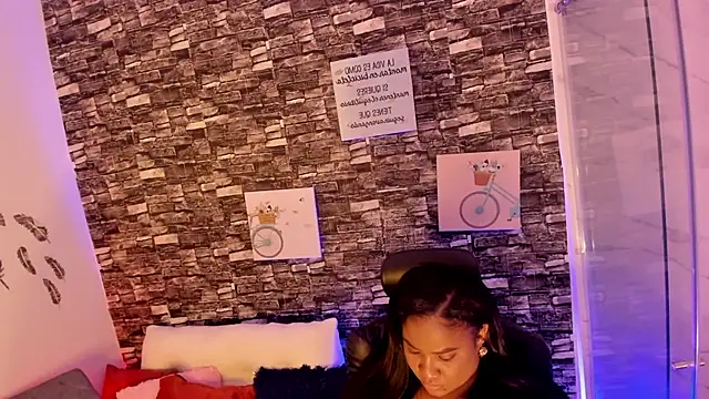 Elsie morris12 online show from September 9, 1:00 pm