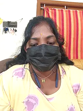 Snapshot of Tamil_Mithra chatting on October 18, 6:31 pm Tamil Mithra online show from October 18, 6:31 pm