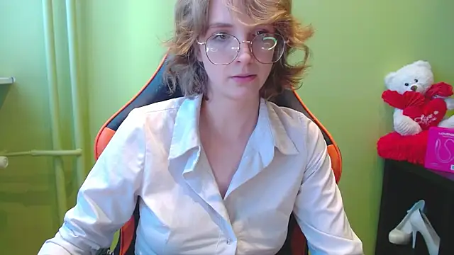 juicyPenny online show from April 24, 12:41 pm