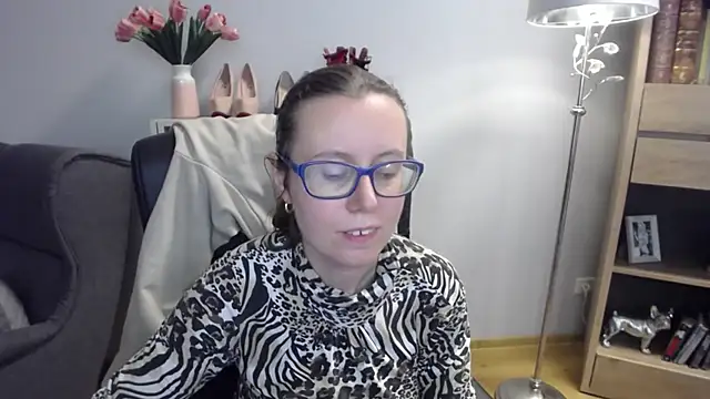 sweetxLizzy online show from December 4, 5:53 am