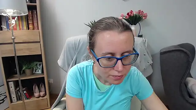 sweetxLizzy online show from June 9, 4:45 am