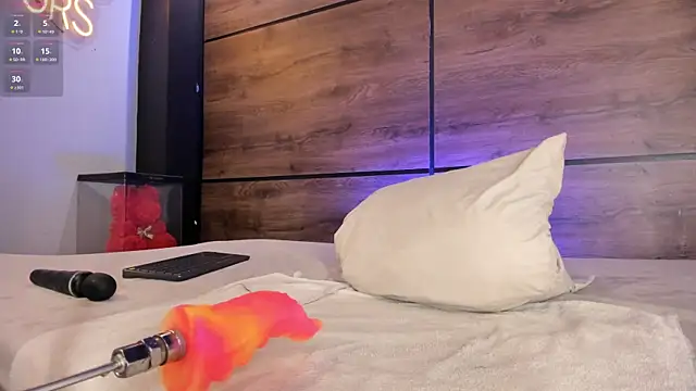 Niamonroe online show from January 15, 5:52 pm