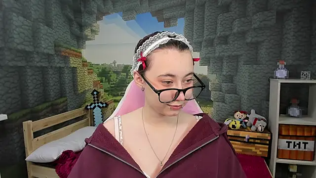 ClaraParks online show from January 8, 6:45 pm