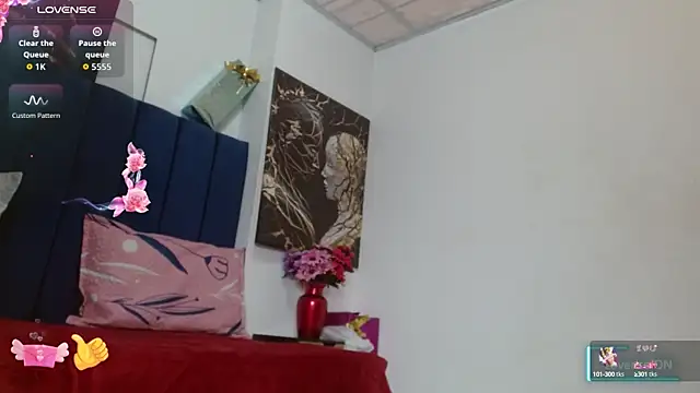 Snapshot of Tatiana_star1 chatting on October 2, 8:14 pm Tatiana star1 online show from October 2, 8:14 pm