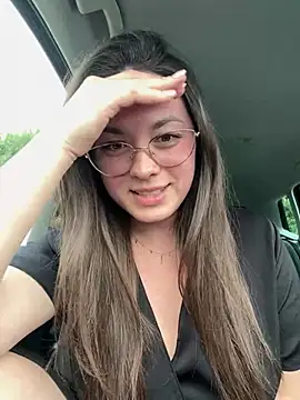 liloush   online show from April 25, 4:48 pm